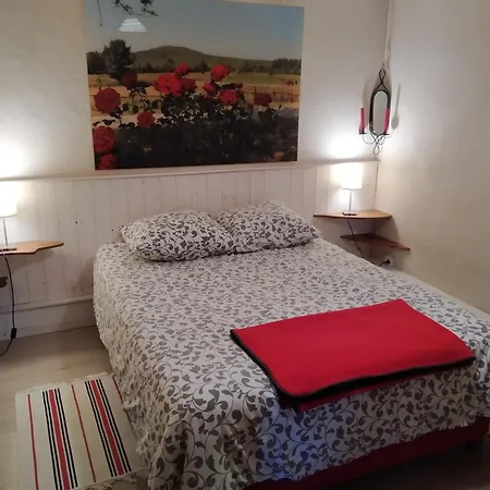 Les Troglogîtes Brasparts Chambre photo