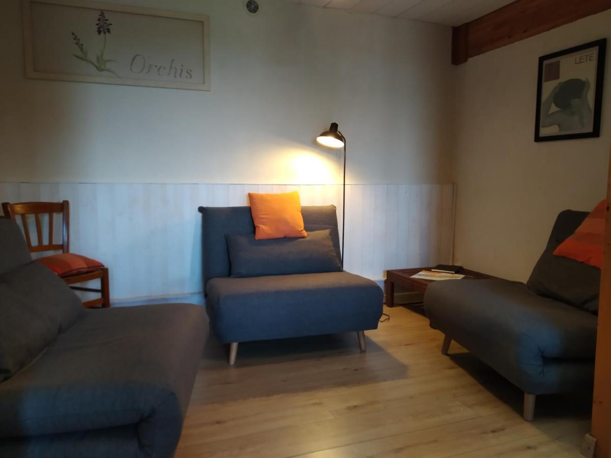 Holiday home Les Troglogites